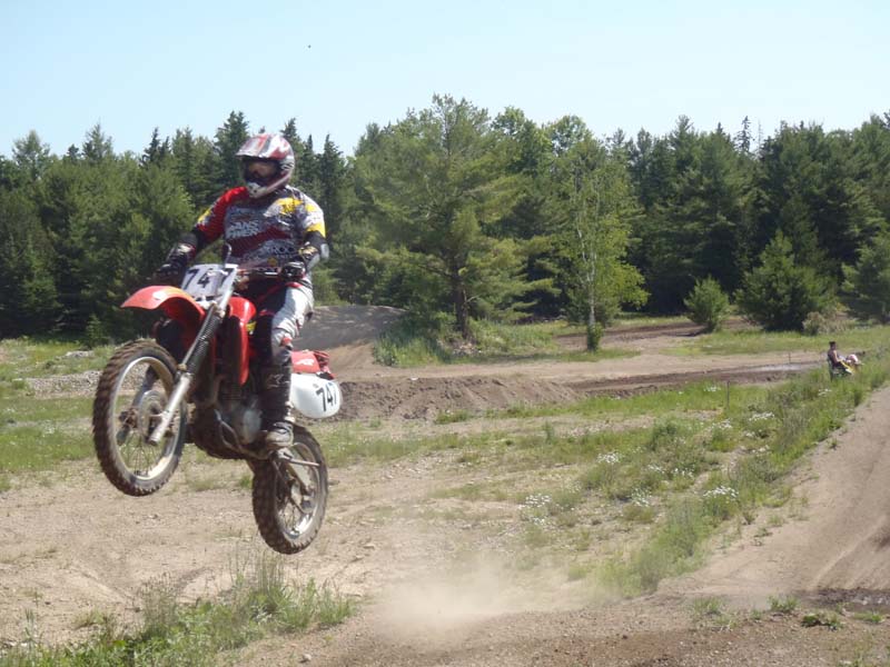 P6180021 Brian hummping the XR650